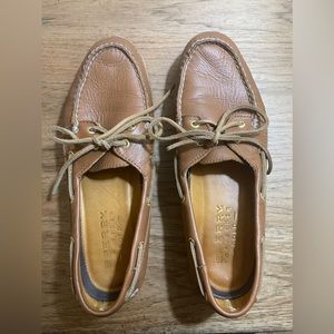 Sperry Top-Sider Women's Gold Boat Shoe.